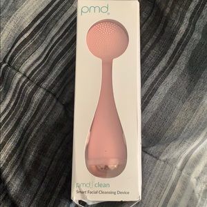 PMD Smart Facial Cleansing Device